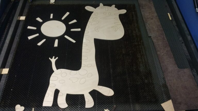 Laser Cut Giraffe And Sun Nursery Decor 800mm 6mm Free CDR Vectors Art
