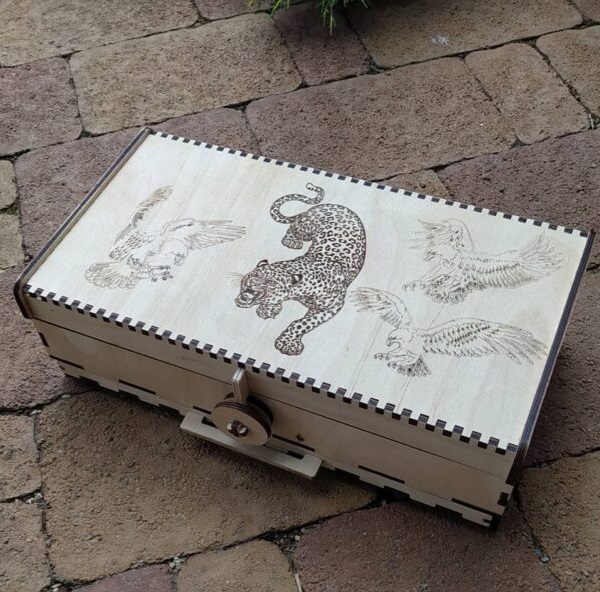 Laser Cut Wooden Box With Lid Lion Engraved Free CDR Vectors Art