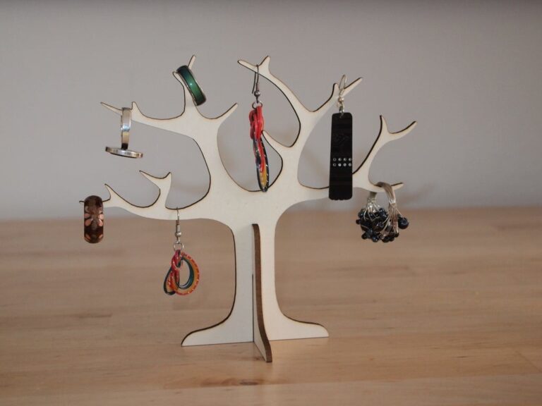 Wooden Tree Jewelry Stand Ring Holder For Laser Cut Free DXF File