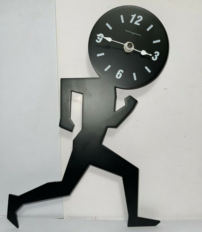Laser Cut Uomino Running Man Wall Clock Free CDR Vectors Art