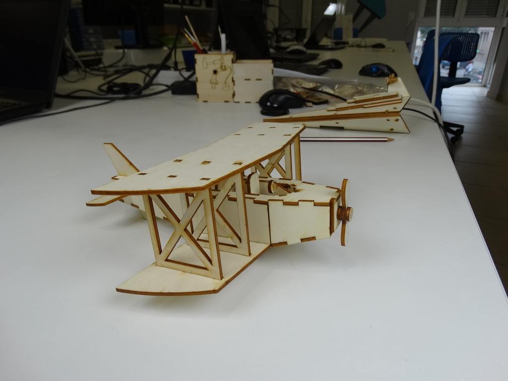 Laser Cut Wooden Toy Airplane Double Decker Toy Aeroplane Free DXF File