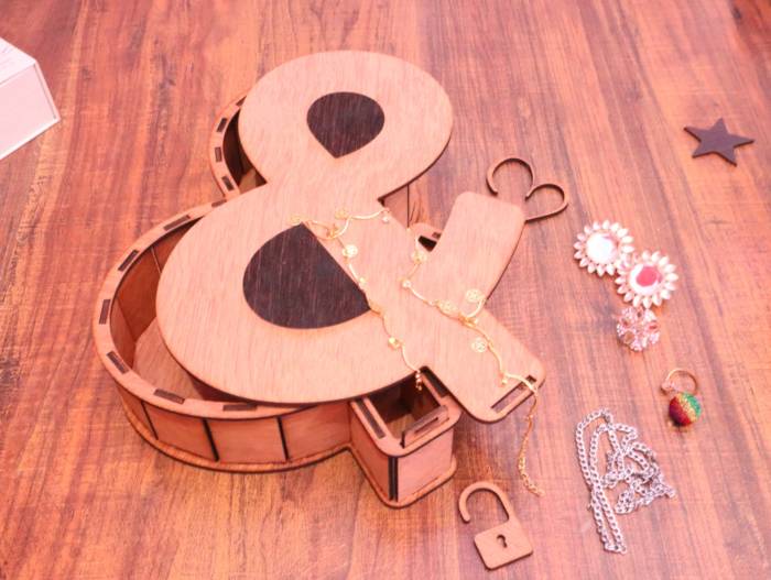 Laser Cut Ampersand Sign Jewelry Box 3mm Free CDR Vectors Art